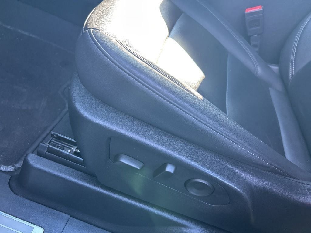 Thumbnail: 2025 Chevrolet Tahoe - 11