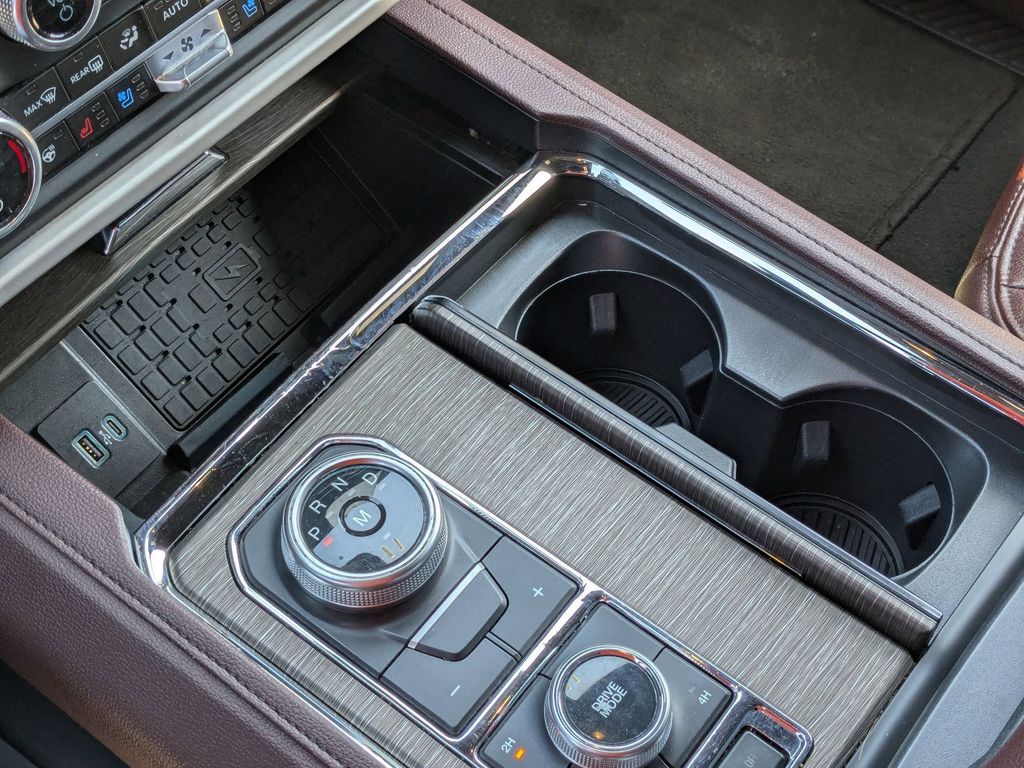 Thumbnail: 2024 Ford Expedition MAX - 25