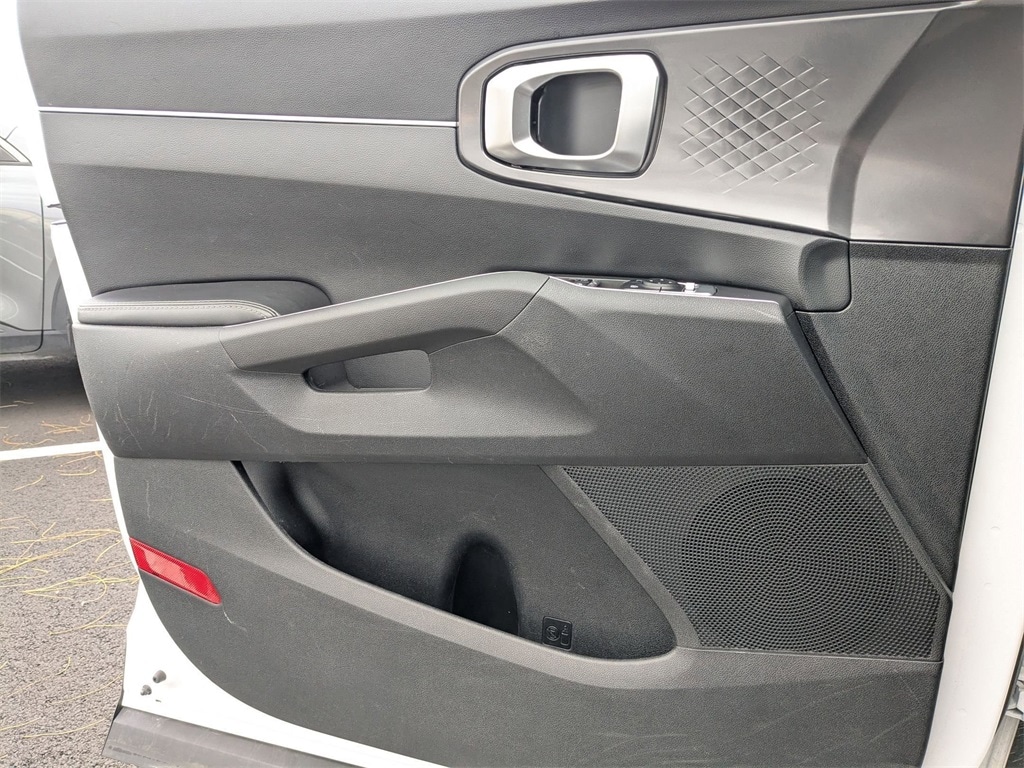 Thumbnail: 2024 Kia Sorento - 16