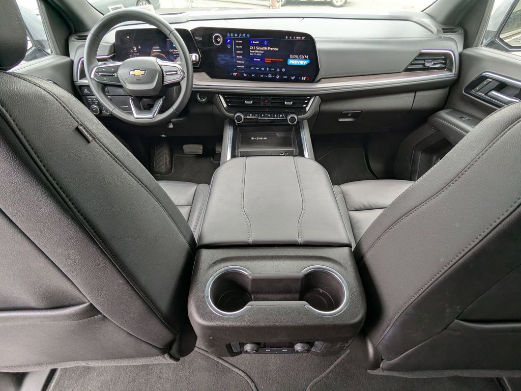 Thumbnail: 2025 Chevrolet Tahoe - 28