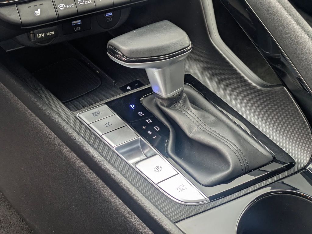 Thumbnail: 2025 Hyundai Elantra - 29