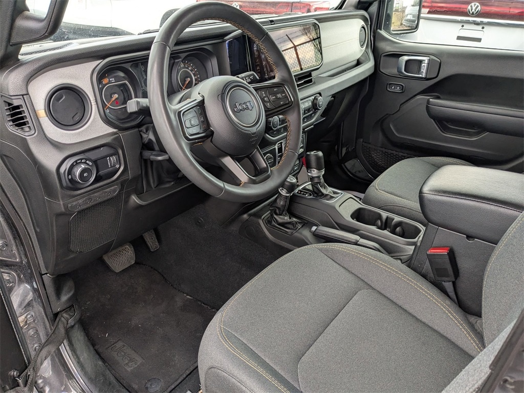 Thumbnail: 2024 Jeep Wrangler - 16