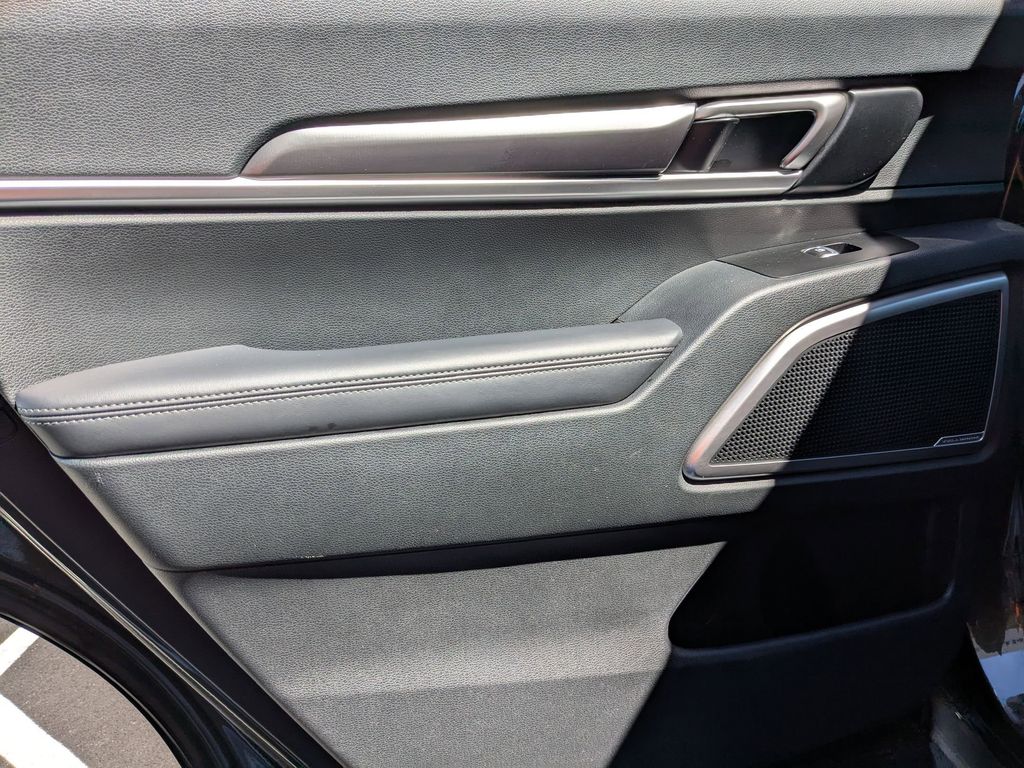 Thumbnail: 2025 Kia Telluride - 26
