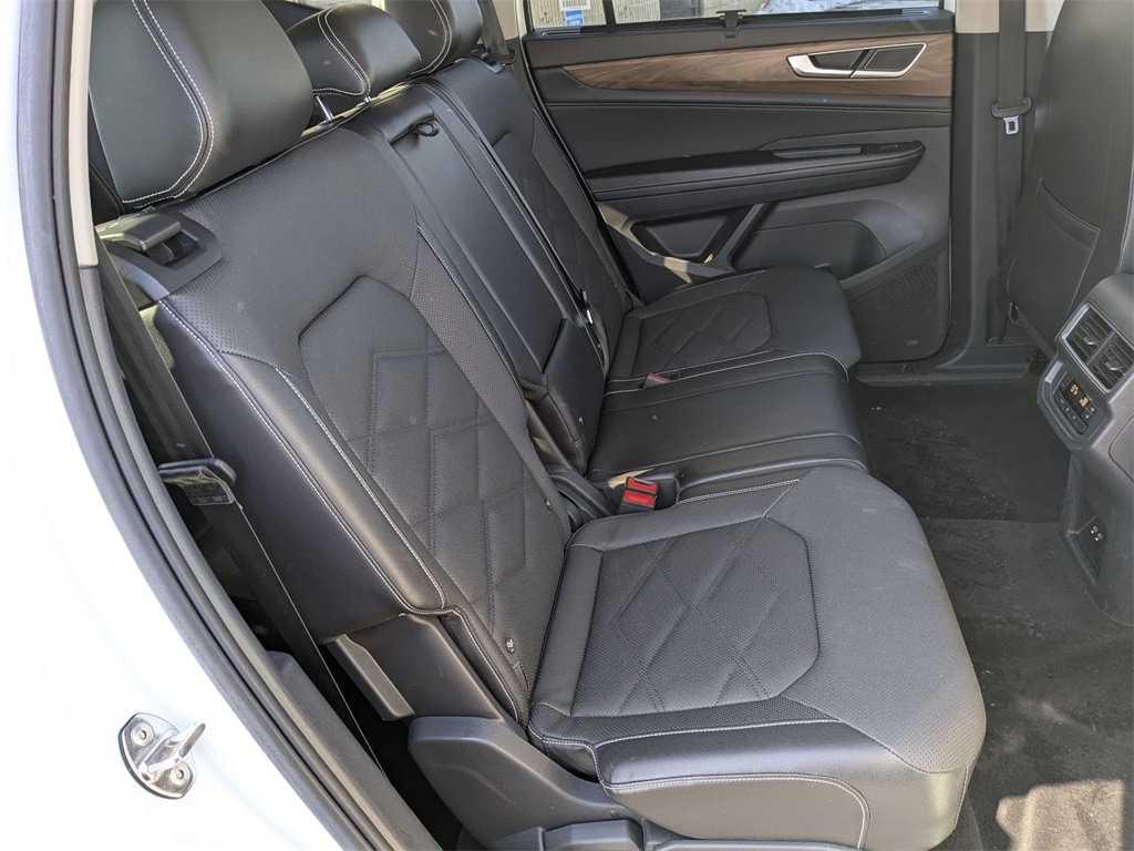 Thumbnail: 2024 Volkswagen Atlas - 36