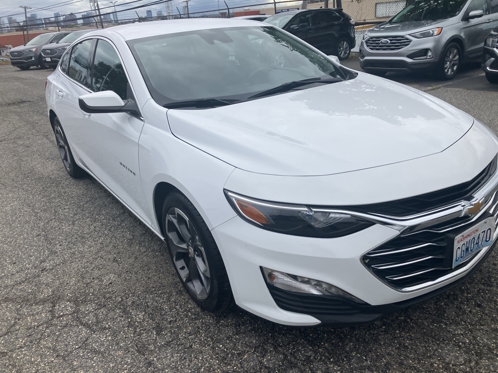 Thumbnail: 2023 Chevrolet Malibu - 2