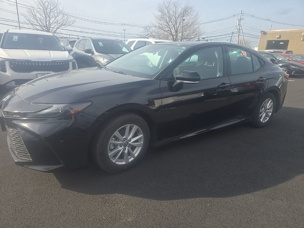 Thumbnail: 2025 Toyota Camry - 1