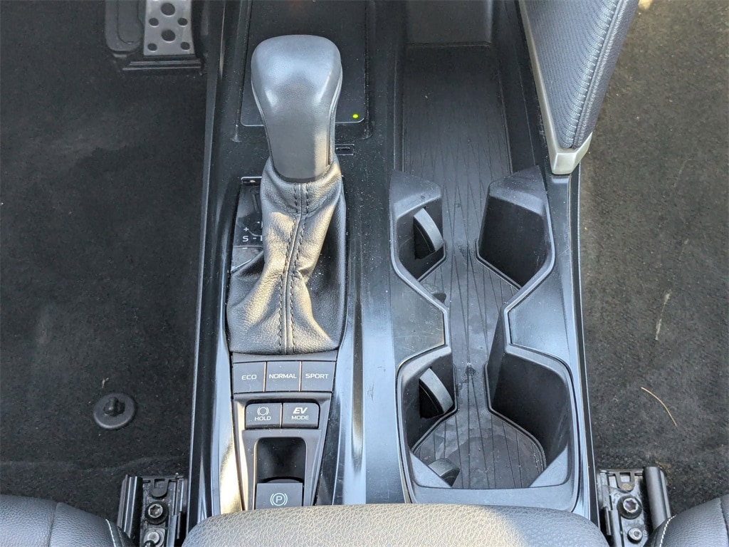 Thumbnail: 2025 Toyota Camry - 26