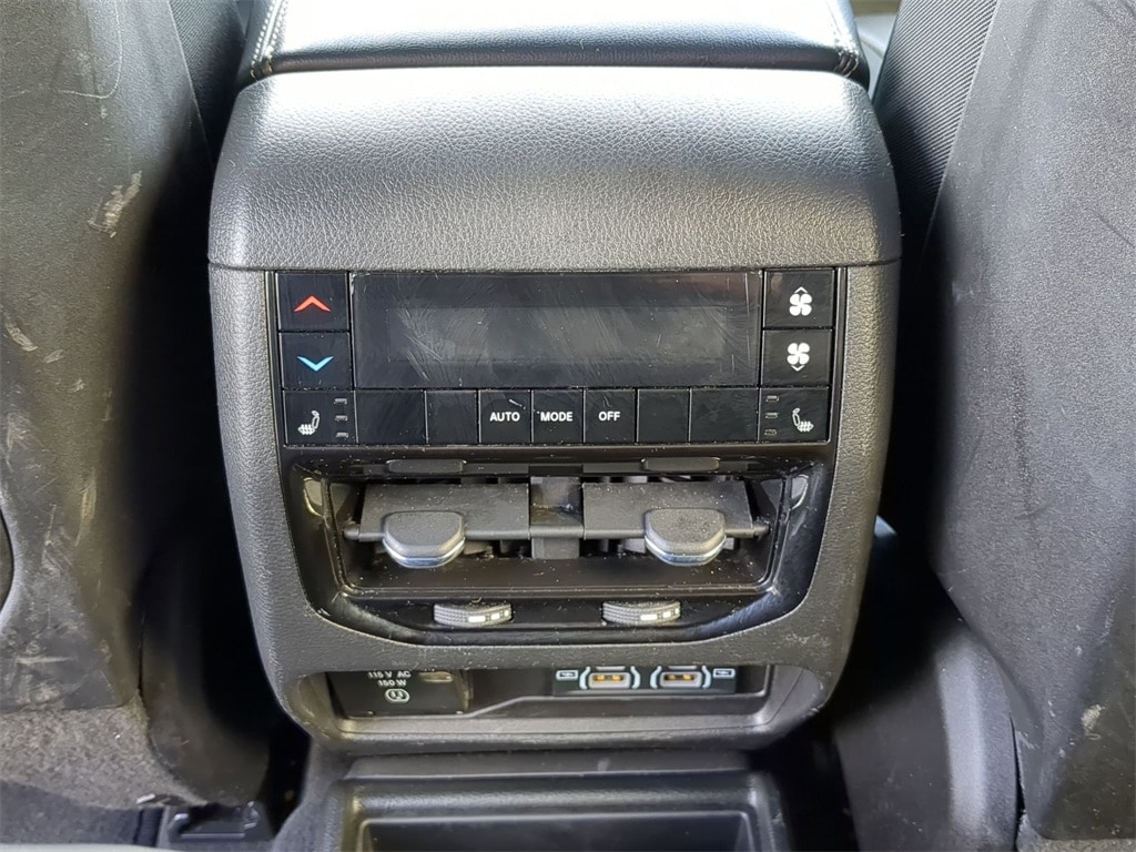 Thumbnail: 2024 Jeep Grand Cherokee L - 27