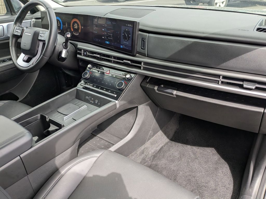 Thumbnail: 2025 Hyundai Santa Fe - 33