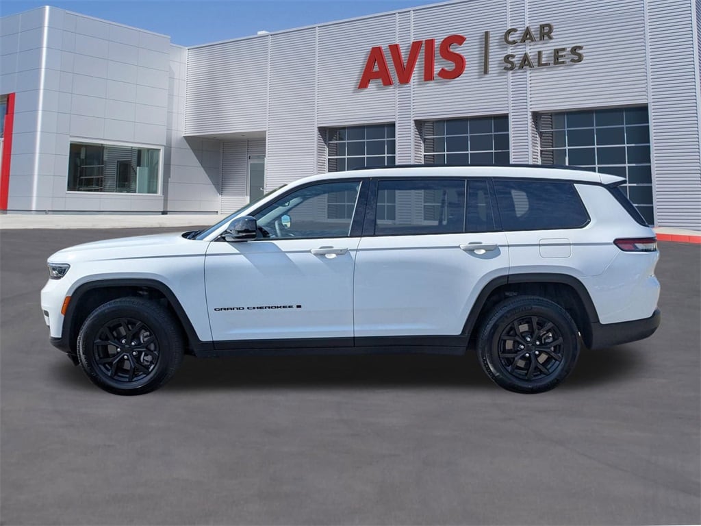 Thumbnail: 2024 Jeep Grand Cherokee L - 2