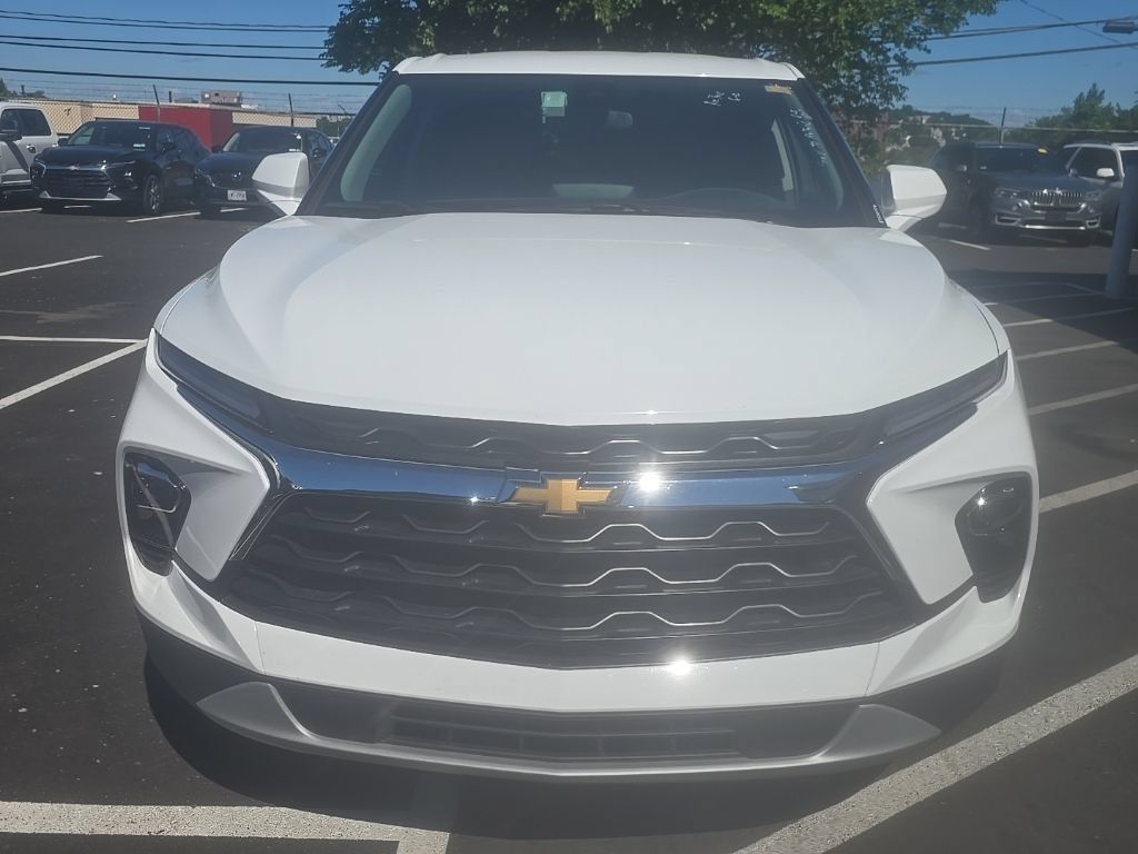 Thumbnail: 2025 Chevrolet Blazer - 2