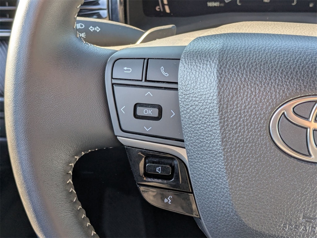 Thumbnail: 2025 Toyota Camry - 19