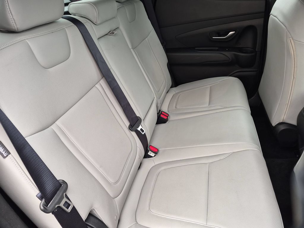 2025 Hyundai Santa Cruz SEL - Photo 29