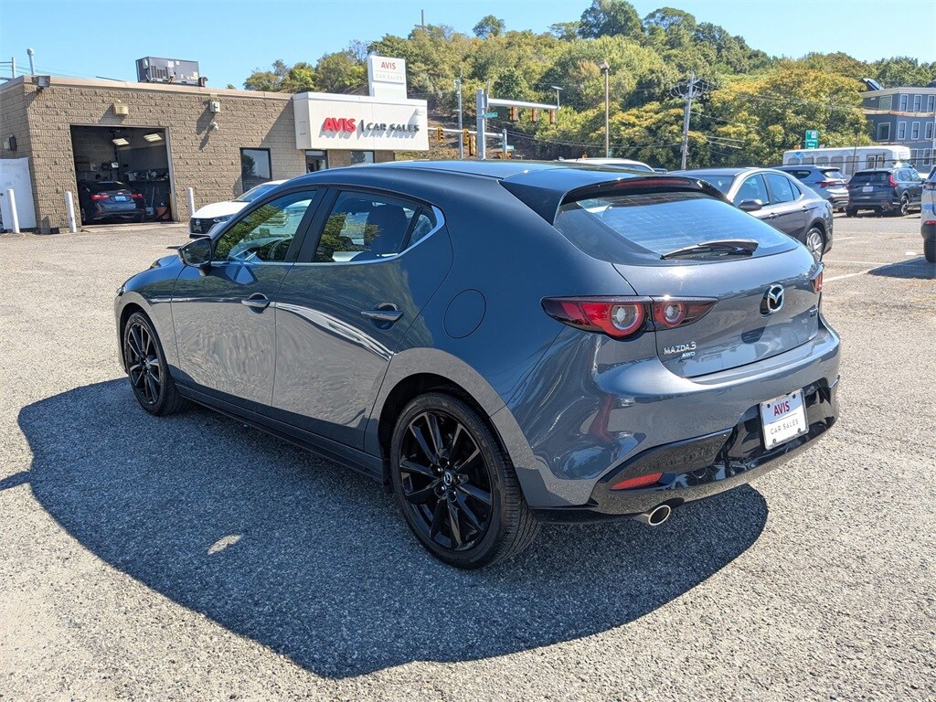 2024 Mazda Mazda3 2.5 s Carbon Hatchback photo 3