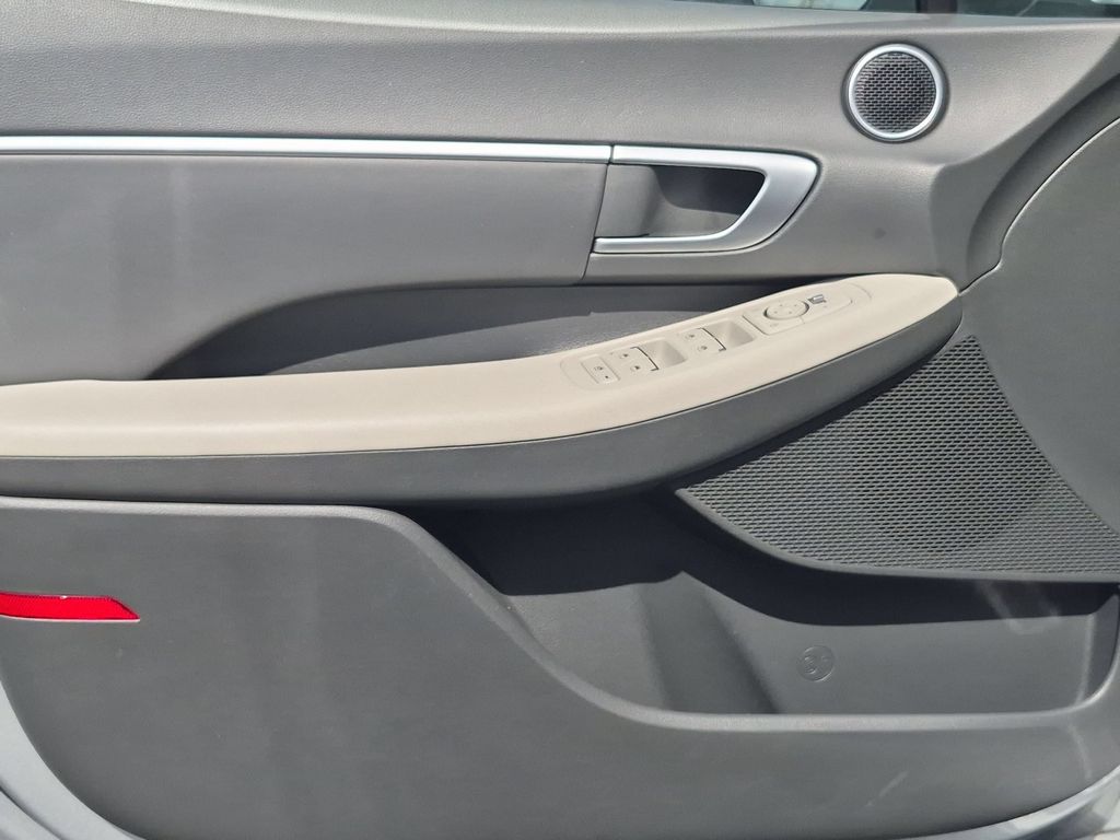 Thumbnail: 2025 Hyundai Sonata - 11