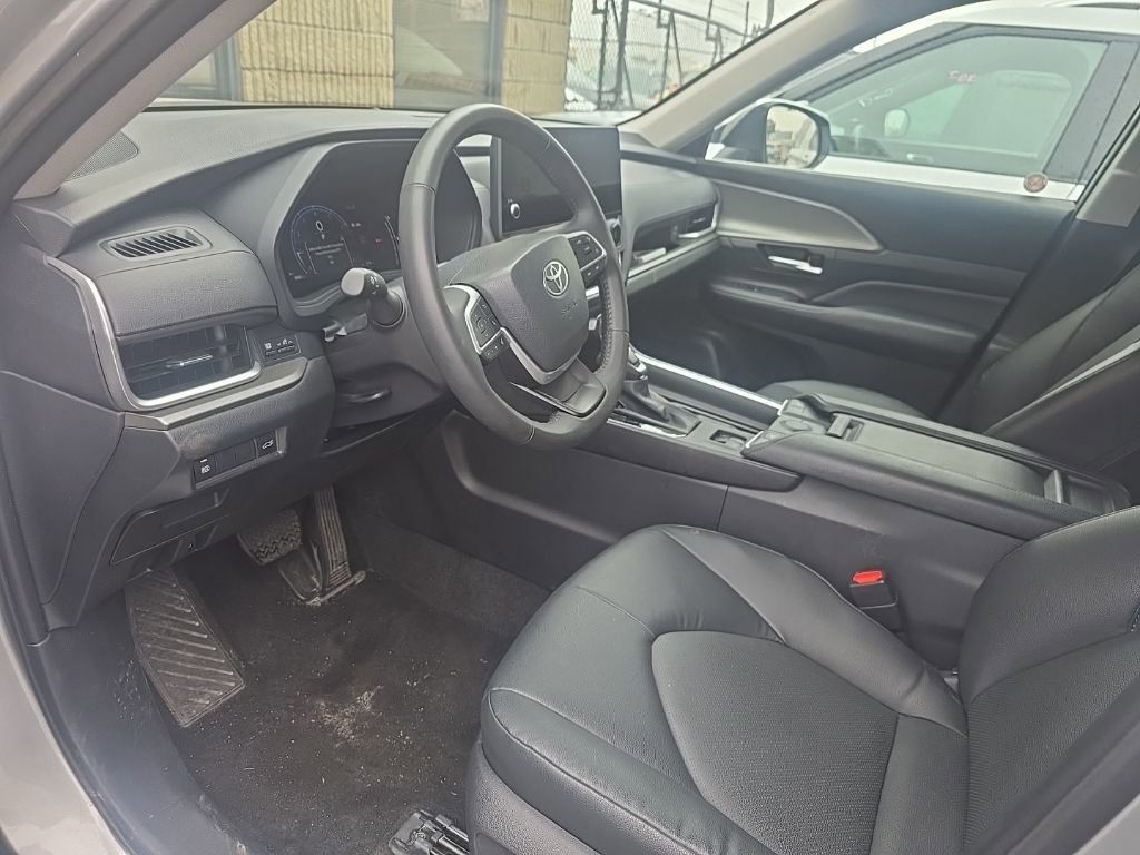 Thumbnail: 2025 Toyota Grand Highlander - 5