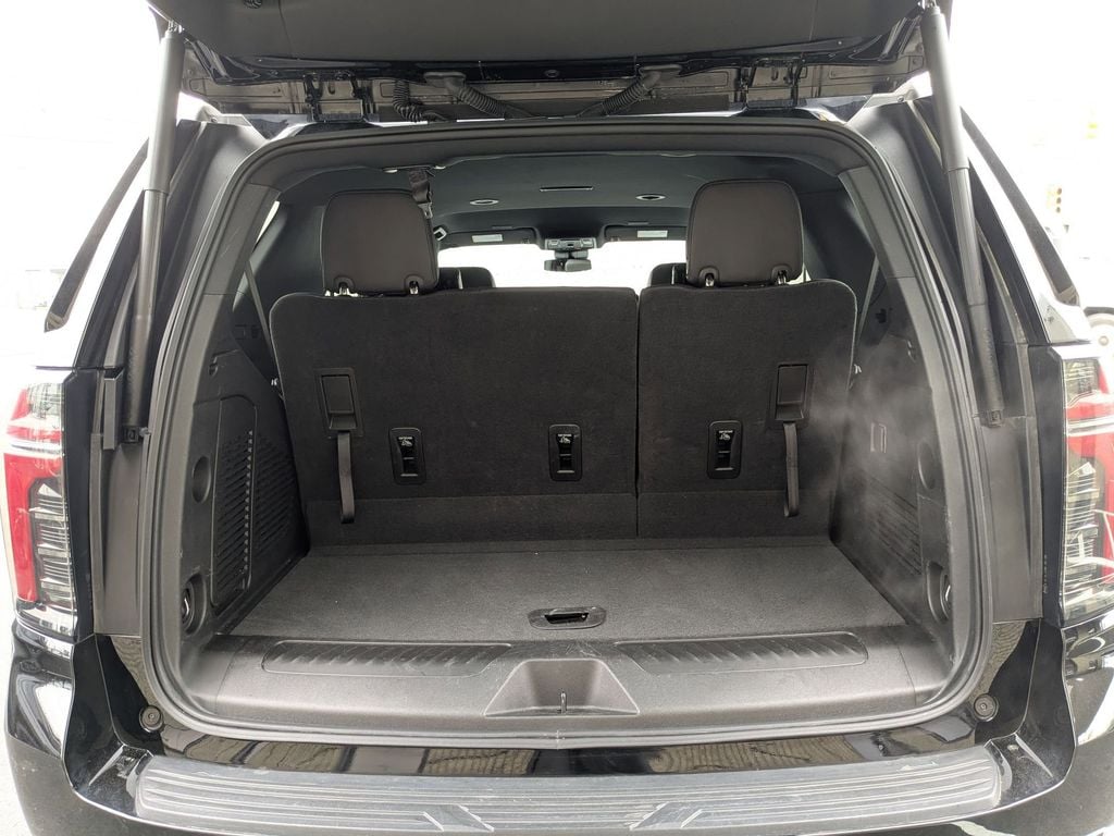 Thumbnail: 2025 Chevrolet Tahoe - 30