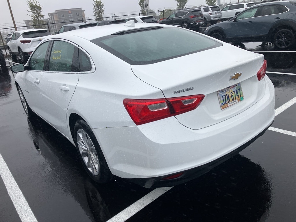 Thumbnail: 2023 Chevrolet Malibu - 4