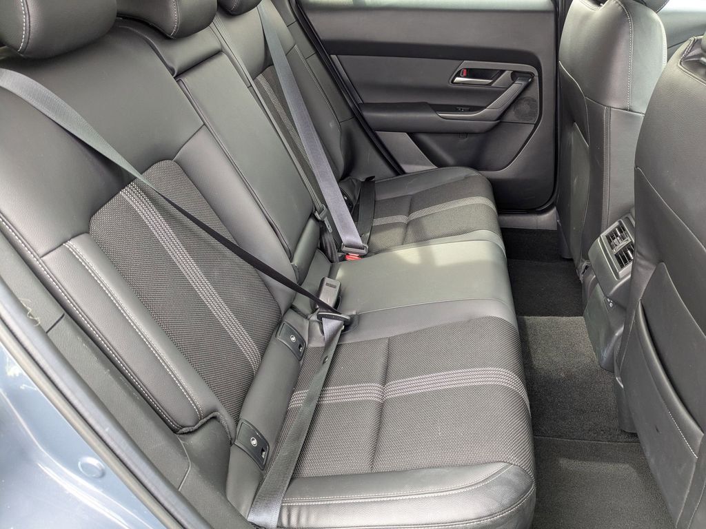 Thumbnail: 2025 Mazda CX-50 - 30