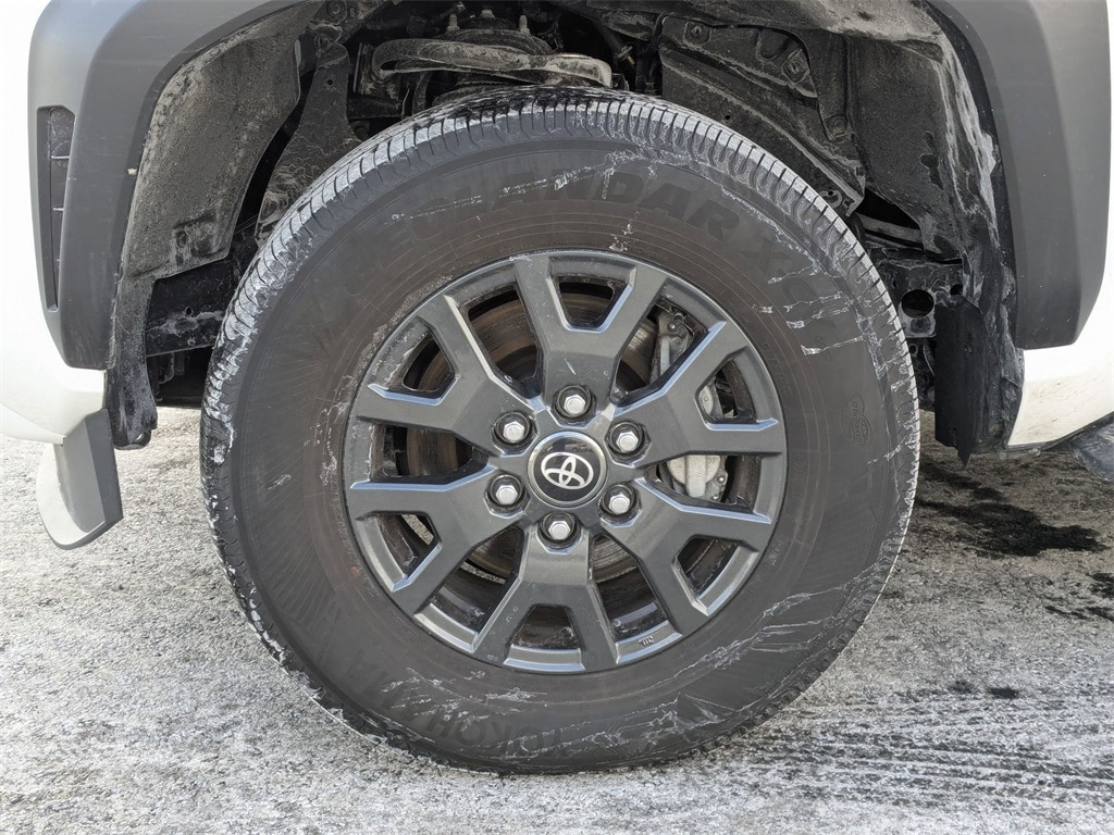 Thumbnail: 2025 Toyota 4Runner - 11