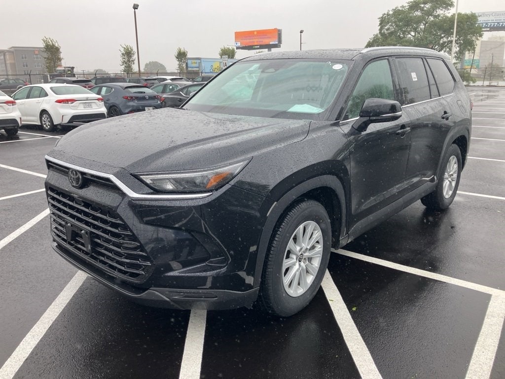 Thumbnail: 2024 Toyota Grand Highlander - 1
