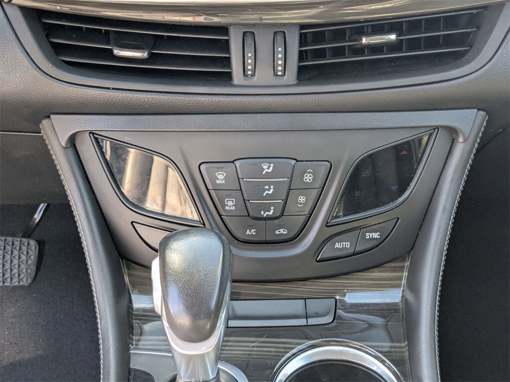 Thumbnail: 2020 Buick Envision - 26