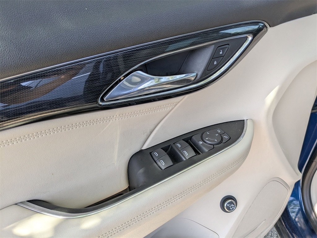 Thumbnail: 2023 Buick Envision - 14