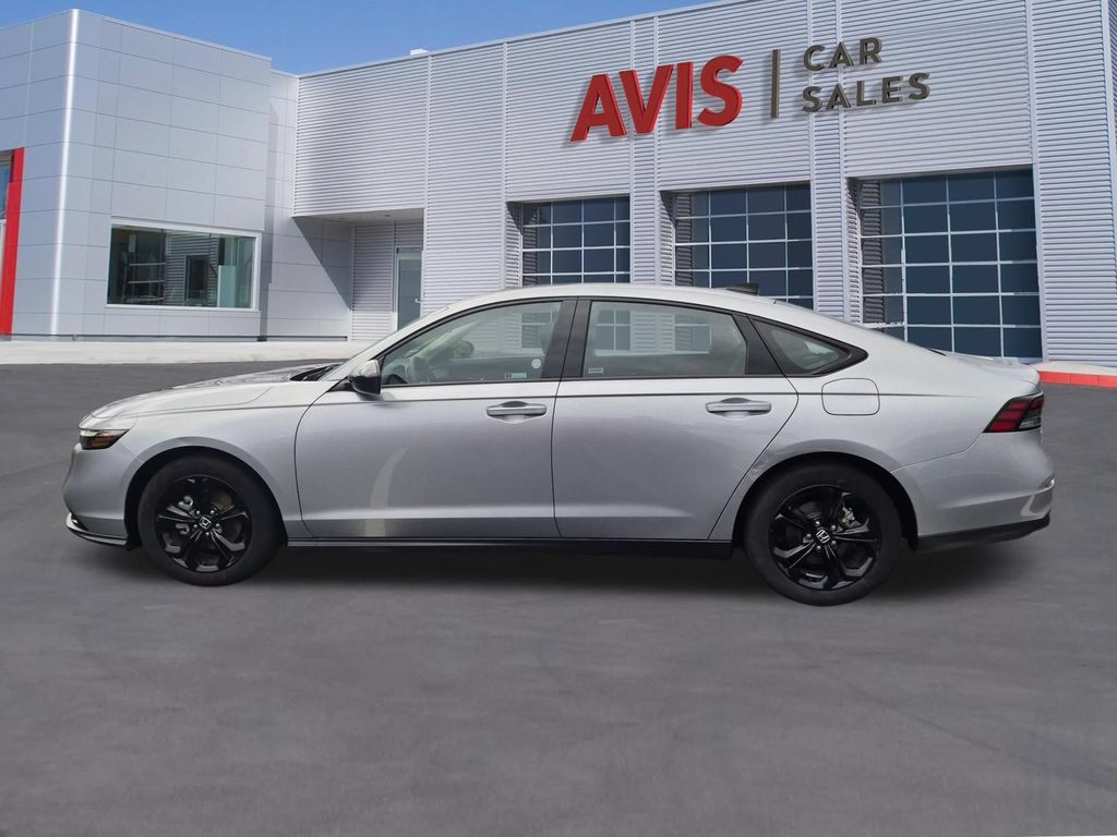 2025 Honda Accord SE - Photo 10