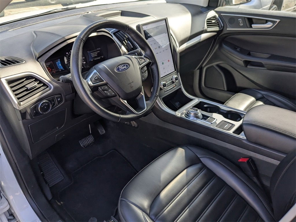 Thumbnail: 2024 Ford Edge - 17