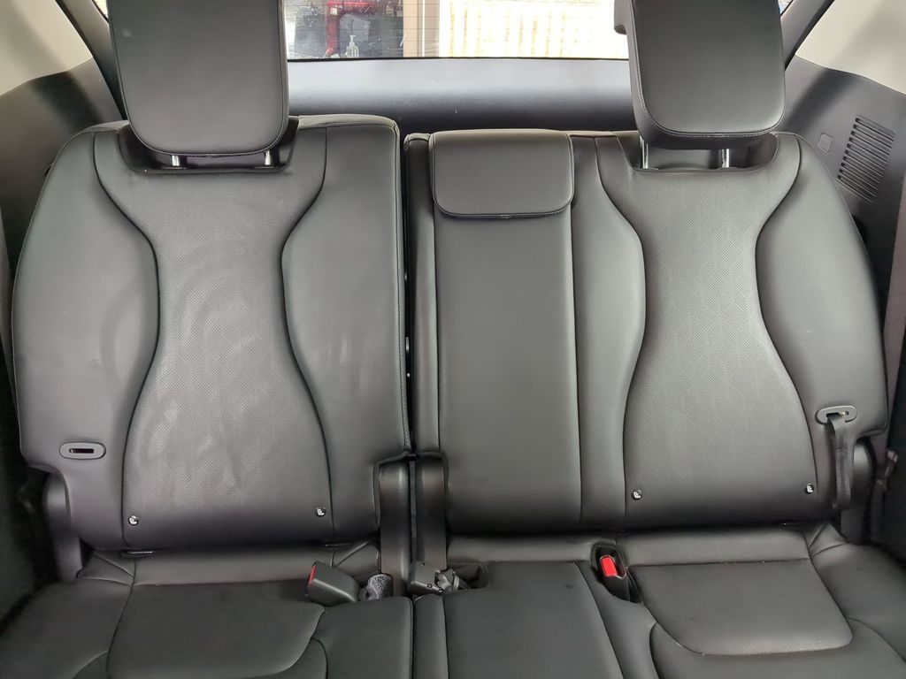 Thumbnail: 2025 Kia Carnival - 29