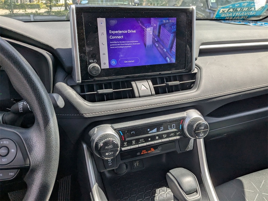 Thumbnail: 2024 Toyota RAV4 - 19