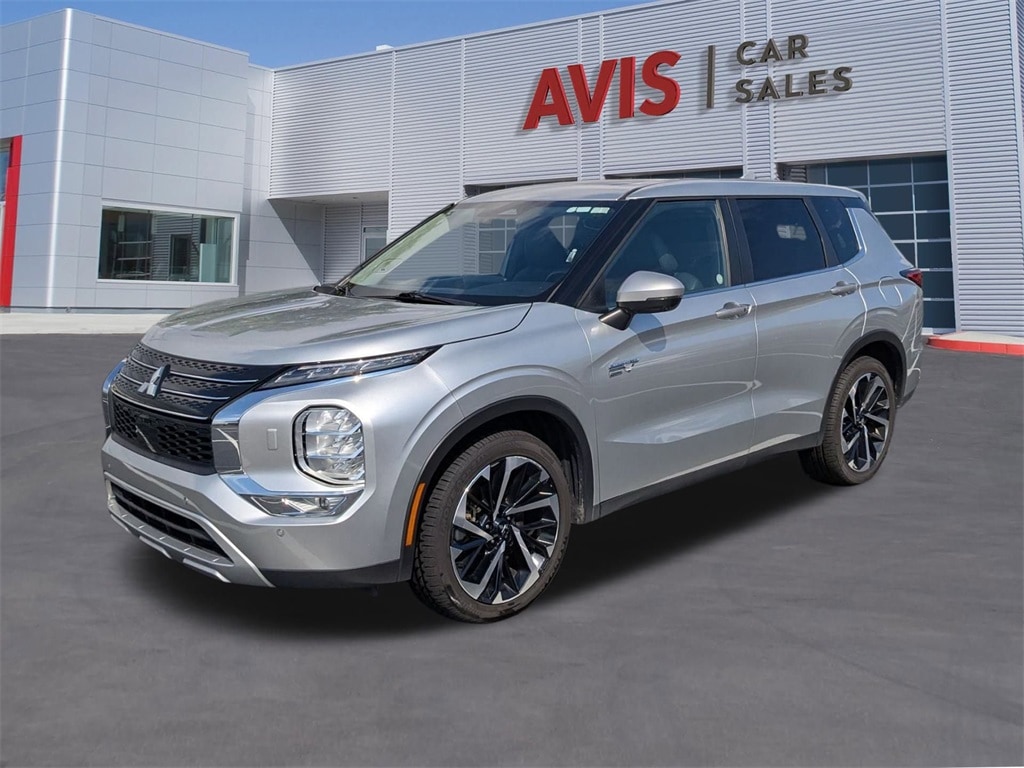 2023 Mitsubishi Outlander Plug-In Hybrid
