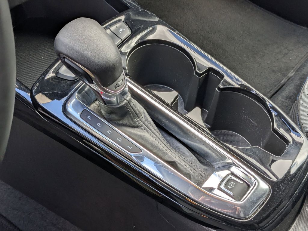 Thumbnail: 2025 Chevrolet Trax - 22