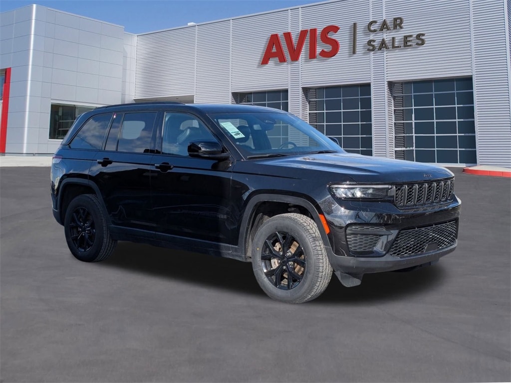 Thumbnail: 2024 Jeep Grand Cherokee - 9