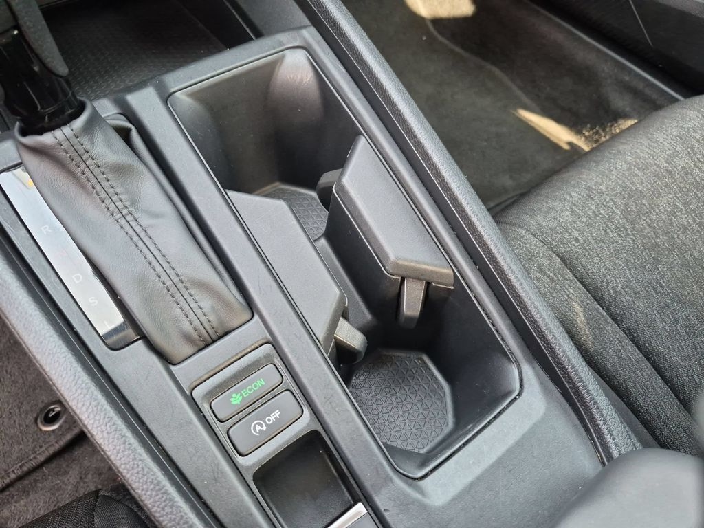 2025 Honda Accord LX - Photo 22
