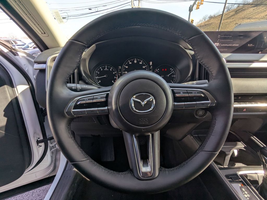 Thumbnail: 2025 Mazda CX-50 - 17