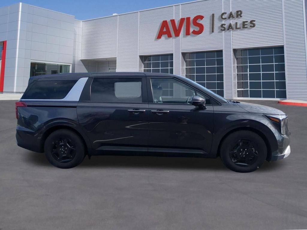 Thumbnail: 2025 Kia Carnival - 5
