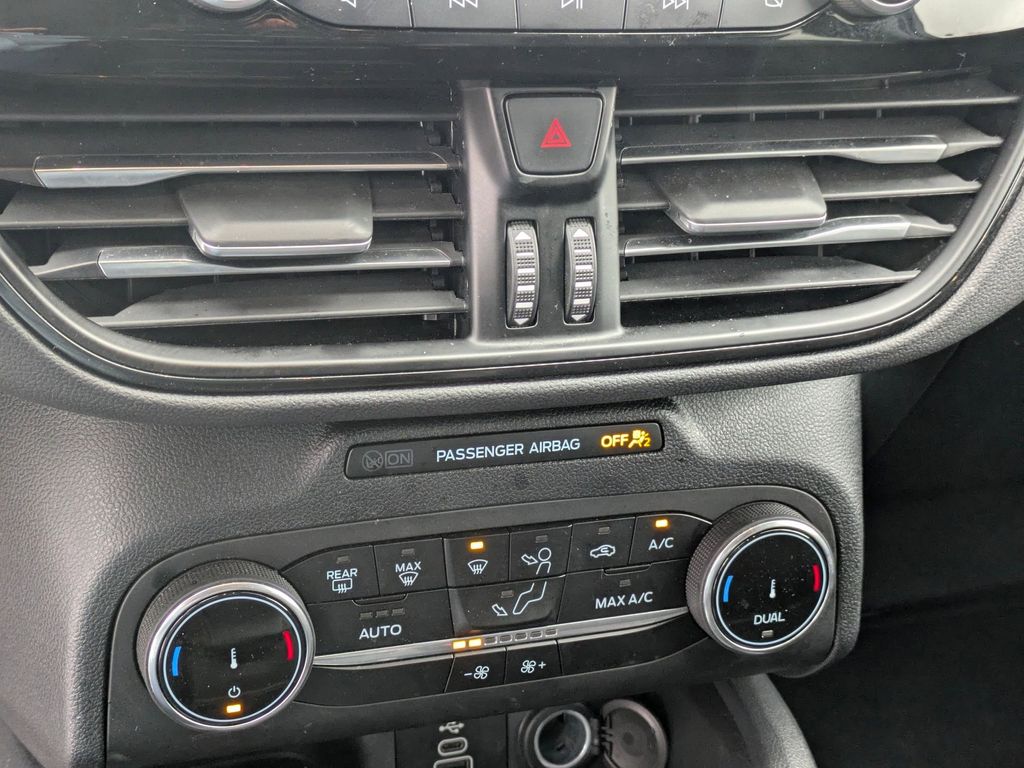 Thumbnail: 2025 Ford Escape - 27
