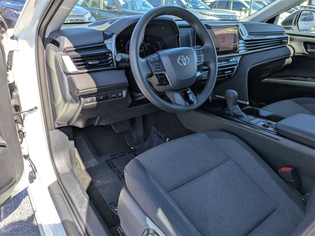 Thumbnail: 2025 Toyota Camry - 11