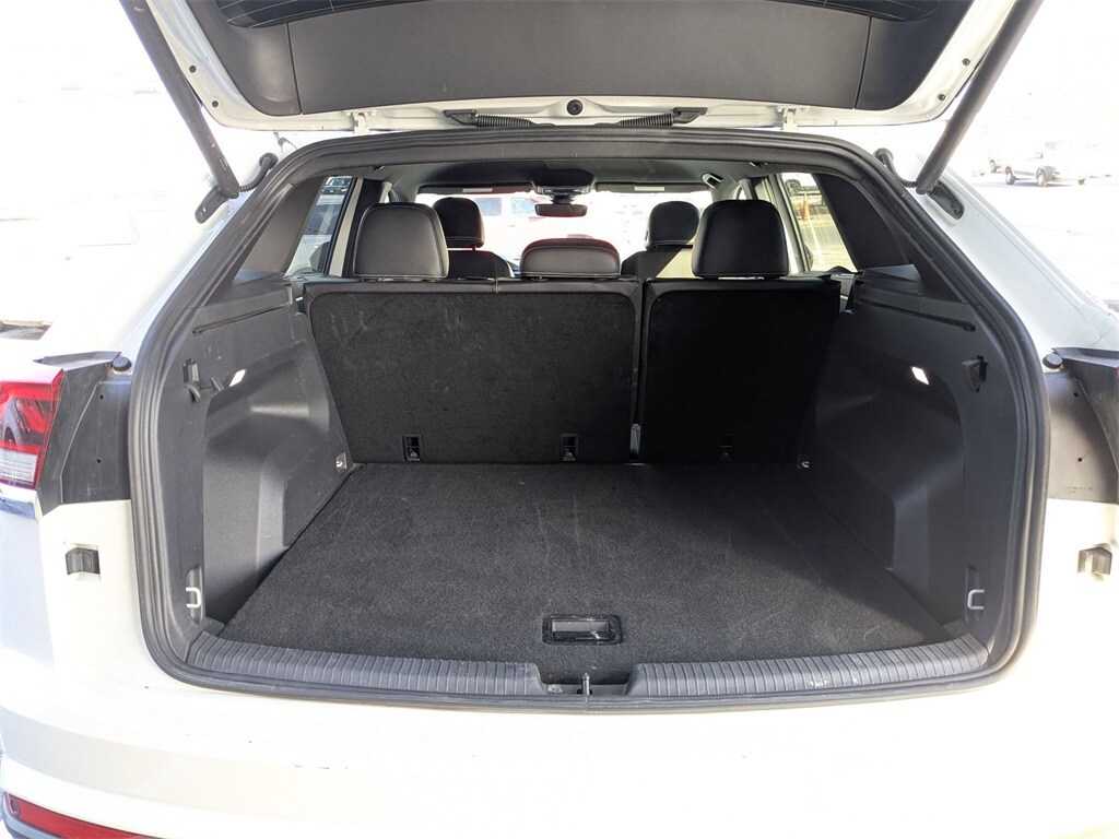 Thumbnail: 2024 Volkswagen Atlas - 32