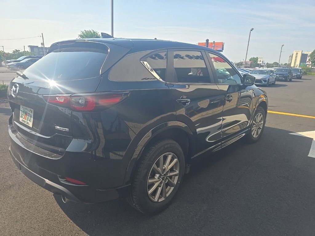 Thumbnail: 2025 Mazda CX-5 - 4