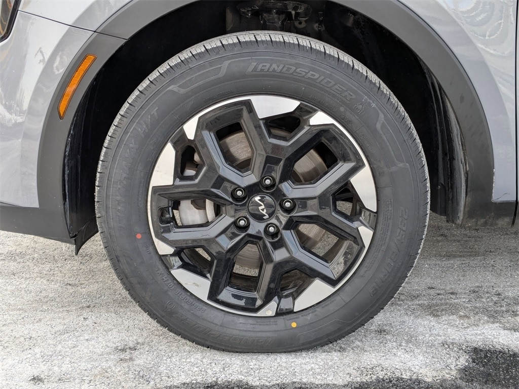 Thumbnail: 2024 Kia Sorento - 11