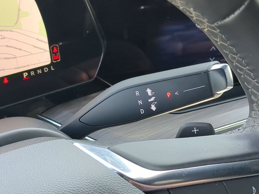 Thumbnail: 2025 Chevrolet Suburban - 20