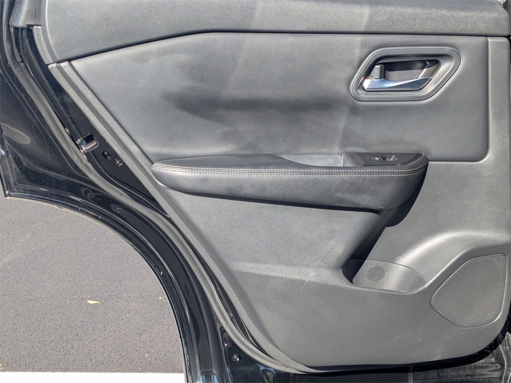 Thumbnail: 2024 Nissan Rogue - 27