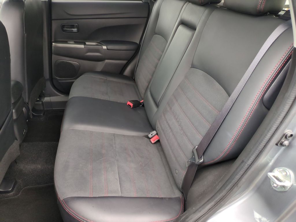 Thumbnail: 2025 Mitsubishi Outlander Sport - 22