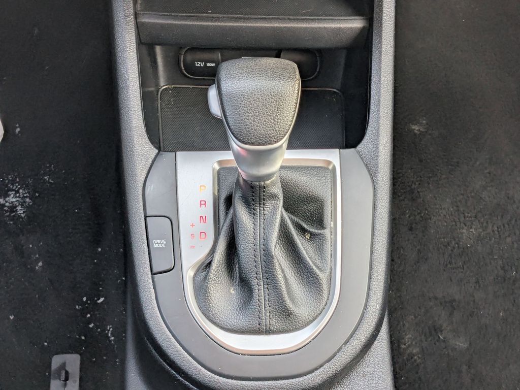 Thumbnail: 2024 Kia Forte - 25