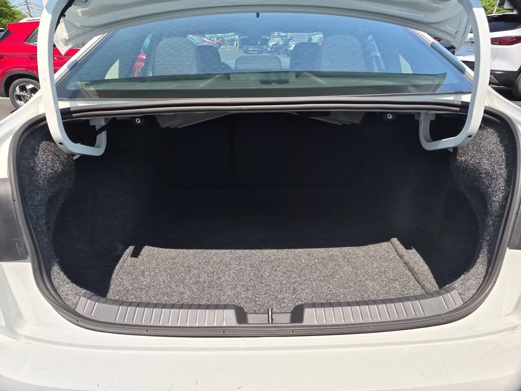 2025 Volkswagen Jetta S - Photo 28