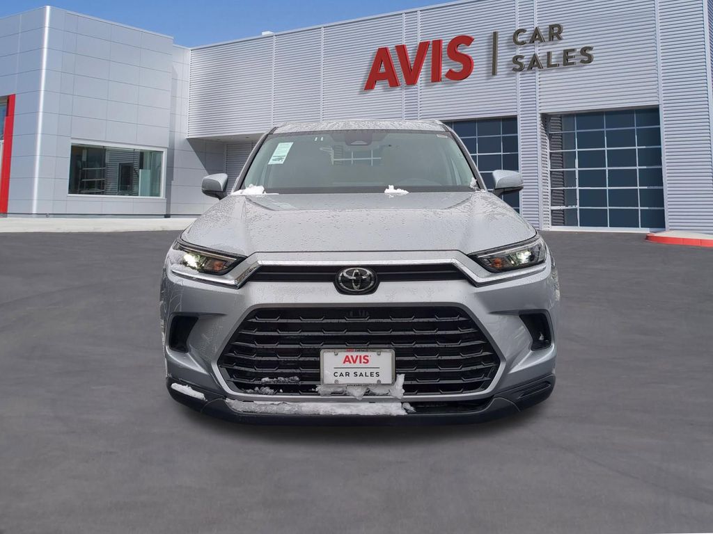 Thumbnail: 2025 Toyota Grand Highlander - 2