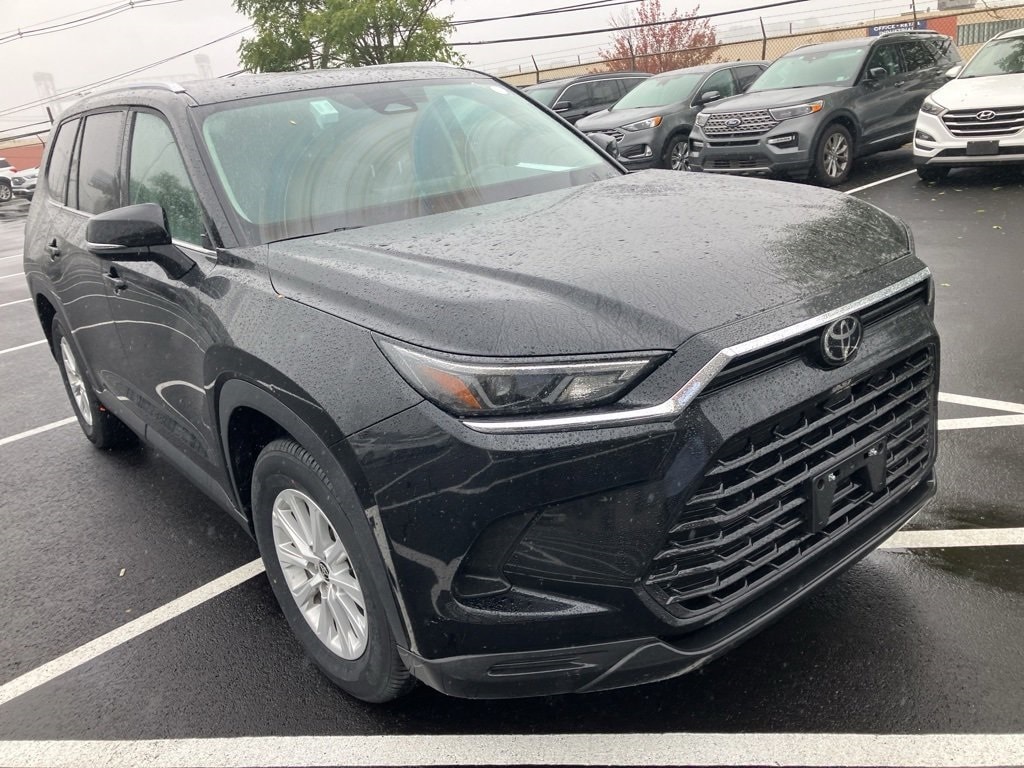 Thumbnail: 2024 Toyota Grand Highlander - 2