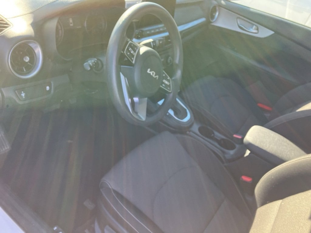 Thumbnail: 2024 Kia Forte - 5